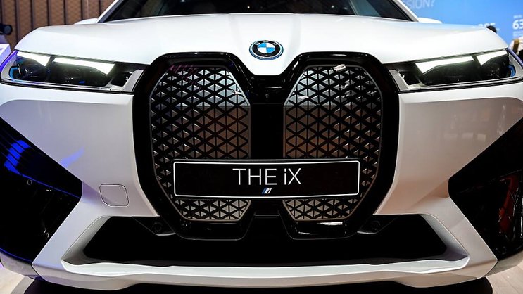 BMW a pour objectif de produire d'ici 2030 quelque 50% de ses véhicules avec des moteurs électriques. (archives)