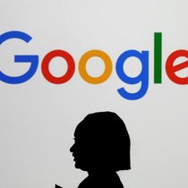 L'enquête vise à vérifier si Google ne lèse pas les éditeurs en ligne et les Youtubers, lorsque le géant américain utilise leurs contenus pour générer des résultats de recherche faisant appel à l'IA. (archives)
