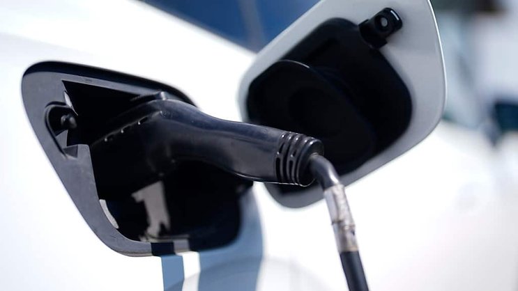 Les propulsions alternatives "ont atteint un nouveau record", selon la faîtière auto-suisse. Elles représentent désormais une part de marché de 60,5%. (archives)