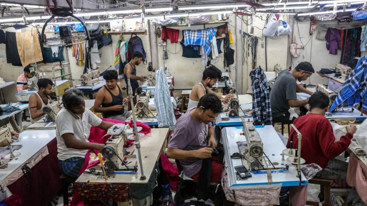 Selon le Fonds monétaire international, ce n'est qu'en 2026 que l'Inde figurera à la quatrième place : il estime que son PIB atteindra alors 4,51 milliards de dollars, contre 4,460 milliards pour le Japon. (archive)