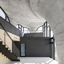 Au sein du bâtiment Nest, à Dübendorf (ZH), l’Empa prépare le projet Beyond.Zero, qui vise à tester pour la première fois des bétons «net zéro» dans une construction réelle. Objectif: faciliter leur adoption à grande échelle sur le marché.