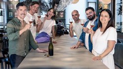 L’équipe de GRAPL développe une solution permettant aux domaines viticoles de vendre du vin à des clients particuliers.