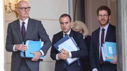 Le 1er octobre 2026, Sébastien Lecornu, Premier ministre français, a présenté le budget 2027 en Conseil des ministres. Malgré les tensions obligataires à Paris, l'écart de taux d'intérêt entre la BCE et la BNS continue de soutenir l'euro face au franc.