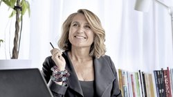 En 2017, Simona Scarpaleggia introduisait chez Ikea Suisse un congé paternité pouvant aller jusqu’à deux mois.