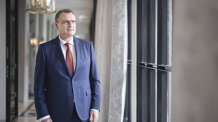 La BNS, ici son président Thomas Jordan, devrait encore relever son taux directeur lors de sa prochaine réunion jeudi. (archives)