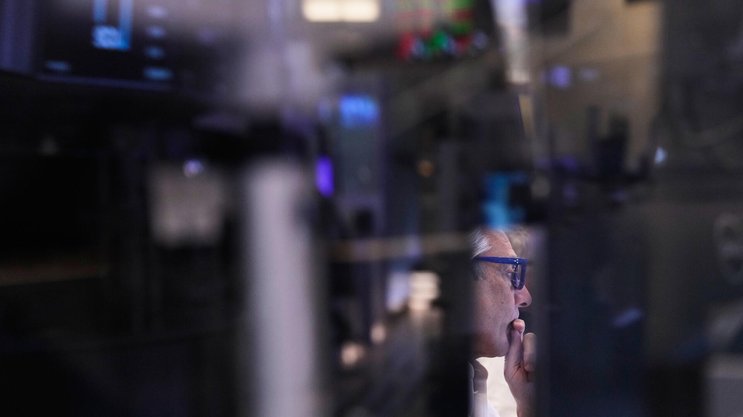 Les décisions d’investissement se jouent autant sur la maîtrise des risques que sur la capacité à rester discipliné face aux fluctuations des marchés.