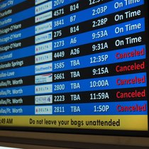 Près de 3400 vols partant ou à destination des Etats-Unis ont été annulés samedi en raison de la tempête hivernale.