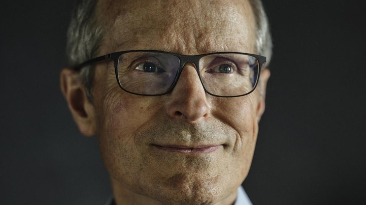 Anticiper les crises, constituer des réserves et maintenir les investissements dans l’innovation: Carl Elsener, CEO de Victorinox, y voit les fondements de la résilience de l’entreprise.