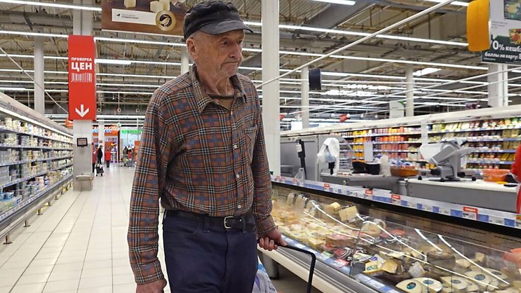 En Russie, le second trimestre a surtout été marqué par le retour de l'inflation, lié à l'affaiblissement continu du rouble, sur fond de baisse importante des revenus liés à la vente d'hydrocarbures. (archives)