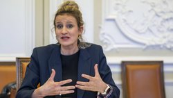Delphine Bachmann, conseillère d'Etat chargée du département de l'économie et de l'emploi du Canton de Genève, s'était exprimé, lors d'un point de presse du conseil d'Etat le mercredi 12 février 2025 à Genève.