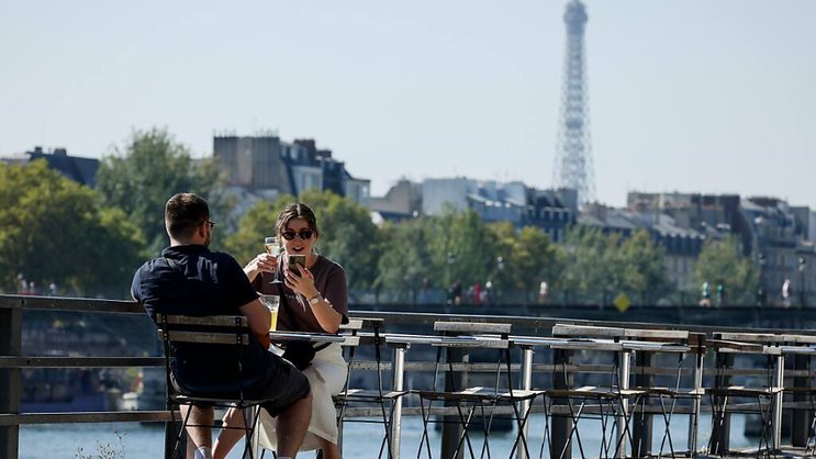 Cet indicateur mesure l'inflation en excluant certains produits dont le prix est particulièrement volatil, tels ceux de l'alimentation ou de l'énergie. (AP Photo/Thomas Padilla)