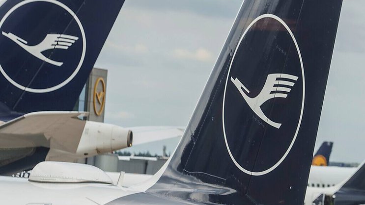 Propriétaire des compagnies Austrian, Swiss, Eurowing et Brussels Airlines, Lufthansa a subi l'impact des grèves menées par ses salariés au début de l'année 2024 et a dû absorber la baisse des prix des billets (archives).