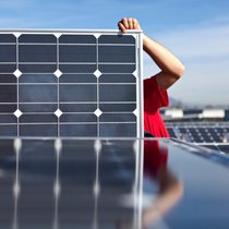 Bruxelles souhaite notamment renforcer la production photovoltaïque en Europe grâce à de nouvelles règles en matière de marchés publics. (Image symbolique)