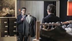 Le couturier et tailleur lausannois Harald Péclat.