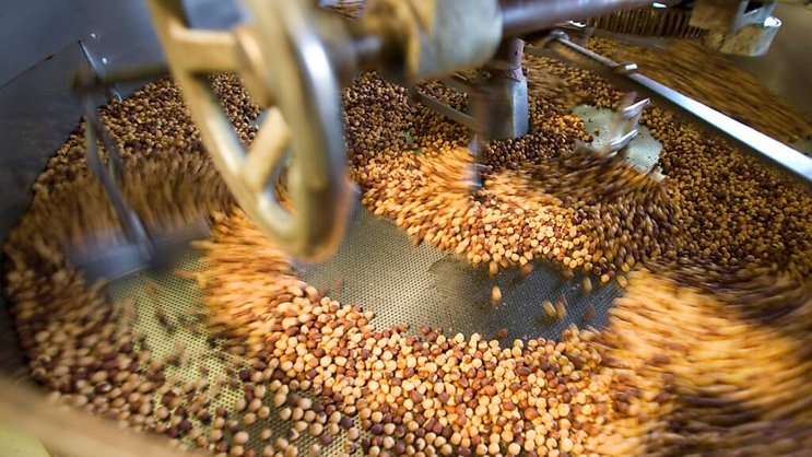 Le bonbon en chocolat est élaboré avec une pâte de noisette et de cacao (archives).