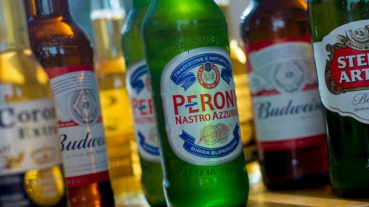 Sur le seul segment des bières, AB Inbev a subi une baisse des volumes de 1,3%, mais elle a été partiellement compensée par une hausse de 3,5% des autres boissons (archives).