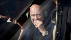 Contraint de se retirer de ses fonctions opérationnelles chez LVMH en 2018 pour raisons de santé, à l’âge de 68 ans, Jean-Claude Biver crée peu après, à la surprise générale, une marque horlogère éponyme en collaboration avec son fils.