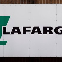 Les prévenus ont expliqué avoir été l'objet de "racket" de la part des différentes factions armées qui encerclaient l'usine de Lafarge en Syrie et y avoir cédé, pensant que la situation ne durerait pas longtemps. (archives)