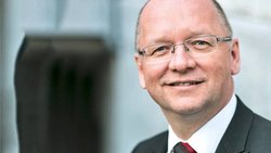 Nils Aggett, responsable du département Pension Services chez UBS.