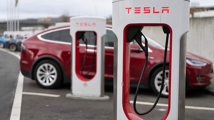 Le bénéfice net de Tesla a plongé de 24% à 2,5 milliards de dollars au premier trimestre (archives).