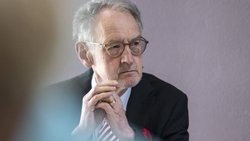 Le président des éditeurs alémanique Andrea Masüger veut faire passer les plateformes d'IA à la caisse pour l'utilisation des contenus journalistiques.