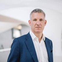 Le nouveau CEO de Nestlé a un message clair à l'attention du personnel: ceux qui travaillent seront récompensés, les autres feront face à des jours incertains.
