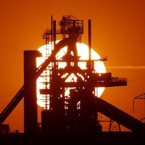 L'AIE a annoncé ce mois-ci que ses pays membres débloqueraient 400 millions de barils de pétrole tirés de leurs réserves pour atténuer l'impact de la guerre au Moyen-Orient. (archive)