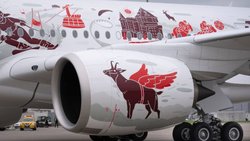 Des images du flanc d'un des nouveaux avions Airbus A350 de la compagnie Swiss sur le tarmac de l’aéroport de Zurich, juste après son arrivée de Toulouse, avec seulement l'équipage à son bord, le 9 octobre dernier à Kloten.