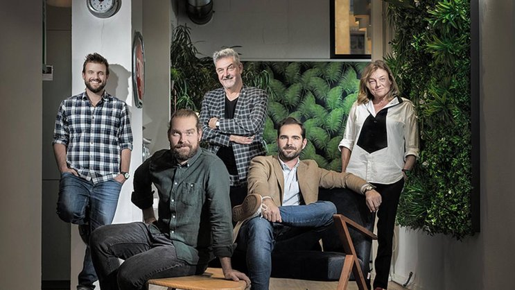 L’équipe BuxumLunic (de g. à dr.): Jérémie Burgdorfer, Guillaume Pegoraro, Patrick Bourban, Vincent Man et Kristina Rae Grimaux.