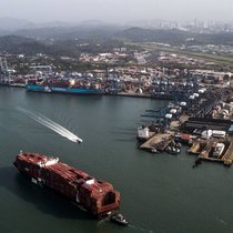 Le canal du Panama a rapporté un montant record de taxes au pays.