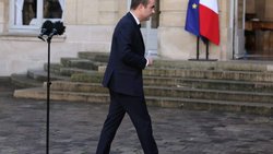 Mi-octobre, S&P Global Ratings avait adressé un avertissement au gouvernement de Sébastien Lecornu en abaissant la note de la dette française de AA- à A+, l'accompagnant d'une perspective stable (archives).