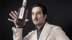 Jean-Robert Bellanger a abandonné une carrière confortable dans le marketing digital pour produire son propre amaretto.