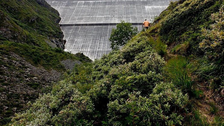 Un projet d’installation photovoltaïque de haute altitude est prévu dans la combe de Pra Fleuri, une ancienne carrière qui a servi lors de la construction du Barrage de la Grande-Dixence (image d'illustration).