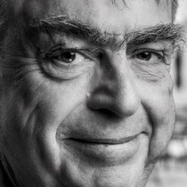 Le milliardaire André Hoffmann publie un livre-plaidoyer pour un système économique qui concilie prospérité et durabilité.