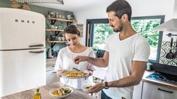 BeyondFood, un service par abonnement de livraison de «plats prêts à cuisiner».