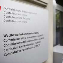 La Commission de la concurrence (Comco) a ouvert une enquête à l'encontre de six entreprises soupçonnées d'avoir conclu des accords de soumission dans le canton du Jura. (archive)