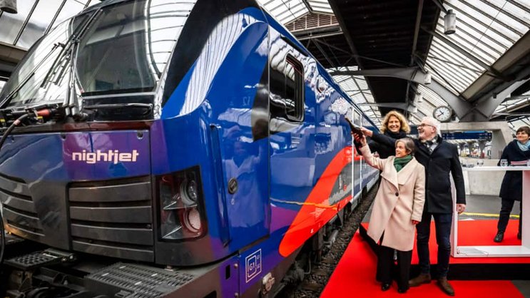 Le premier "Nightjet" de nouvelle génération a été baptisé "City of Zurich".