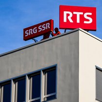 La radio-télévision publique est garante d'une couverture large et équilibrée de l'actualité, estiment les opposants à l'initiative pour la réduction de la redevance SSR à 200 francs.