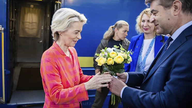 Ursula von der Leyen est arrivée vendredi à Kiev.