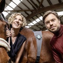 Les cofondateurs Dorina et Sascha Bührle: leur dispositif médical était conçu à l’origine pour les chevaux.