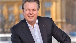 Claude Burgdorfer, fondateur de la société ReviXpert.