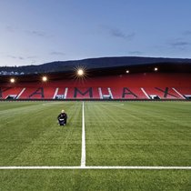 7 mars 2020: Joël Magnin, entraîneur de Neuchâtel Xamax, pose dans le stade vide de la Maladière.