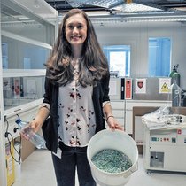 Née à Winnipeg au Canada, Samantha Anderson s’installe en Valais en 2015, dans le sillage de son mari physicien qui venait de décrocher un poste à l’EPFL.