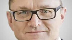 Hansruedi Köng: CEO, PostFinance