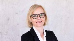 Nicole Vögeli Galli est avocate, spécialiste en droit du travail et chargée de cours à la Haute école zurichoise des sciences appliquées (ZHAW).