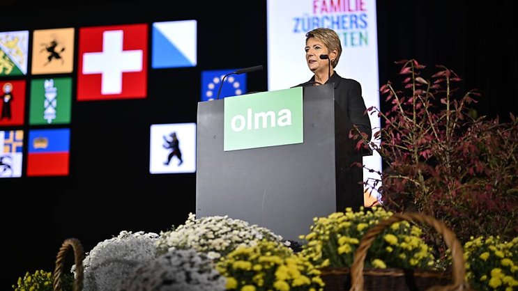 Dans son discours d'ouverture de l'Olma, Karin Keller-Sutter s'en est prise aux "dépenses trop nombreuses" faites par les publics "sans réfléchir à leur financement".