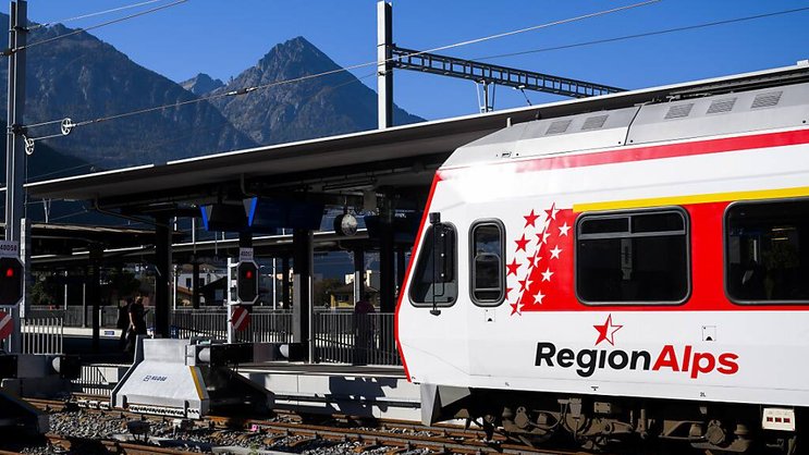 Les défenseurs de l'extension de la ligne du Tonkin entre St-Gingolph (VS) et Evian-les-Bains (F) sont suspendus à la décision de l'Etat français. Si celle-ci se fait, elle sera exploitée par l'opérateur suisse RegionAlps (image d'illustration/archives).