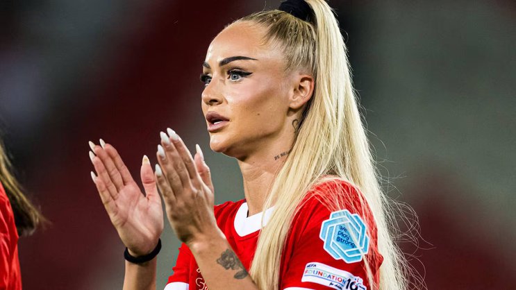 Alisha Lehmann utilise depuis longtemps d'autres canaux que les terrains de football pour commercialiser ses compétences.