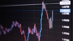Euphorie en cas de hausse des cours, panique en cas de baisse: les émotions sont les pires ennemis des placements financiers réussis.