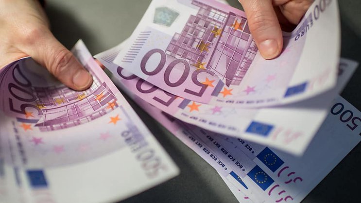 La banque Crédit Mutuel a dégagé un bénéfice net part du groupe de 3,5 milliards d'euros (3,45 milliards de francs) l'an dernier, tout proche du résultat historique de 2021 (archives).